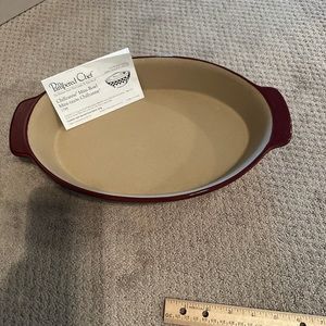 Pampered chef casserole bowl